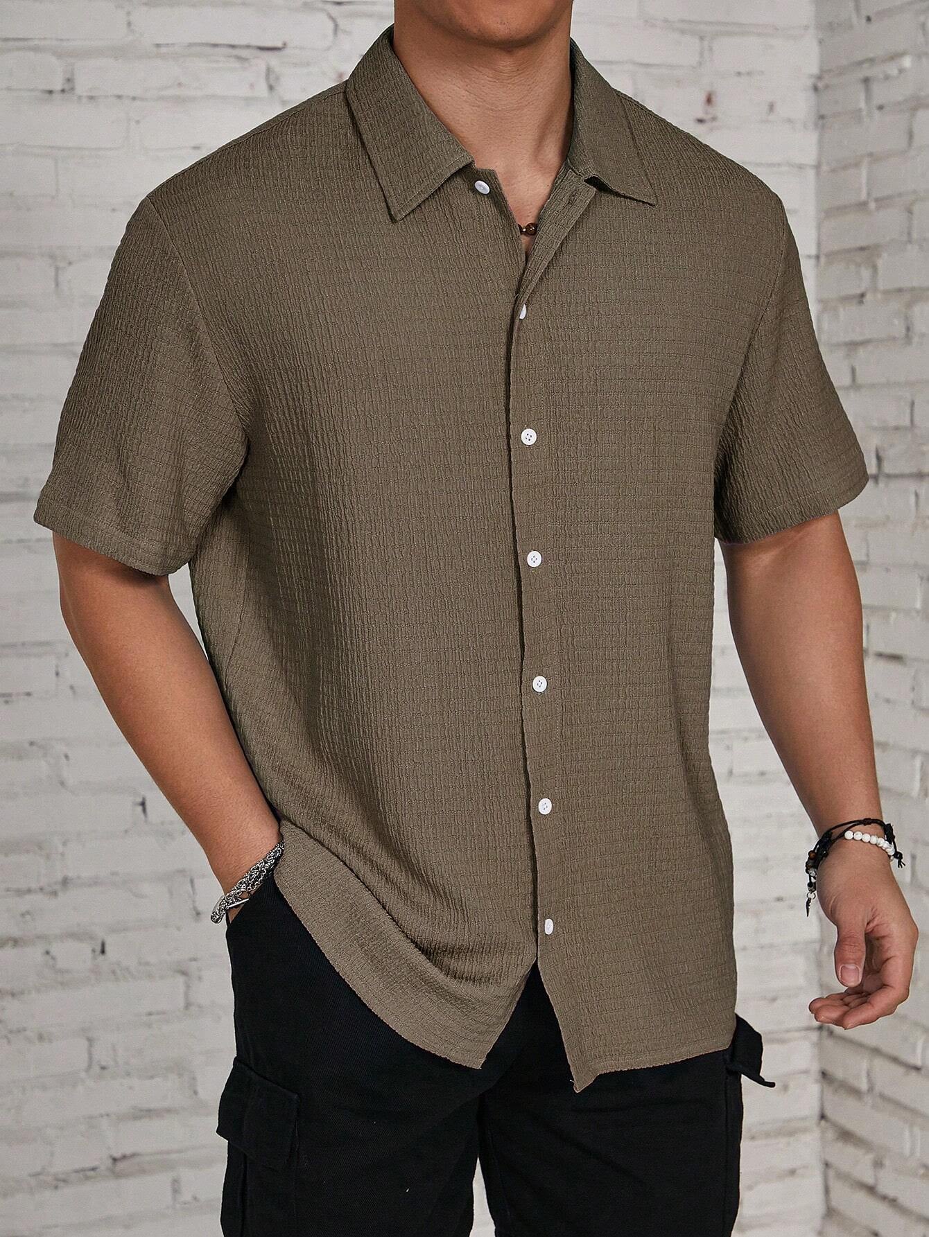 Manfinity Homme Men Casual Solid Textured Button up Shirt