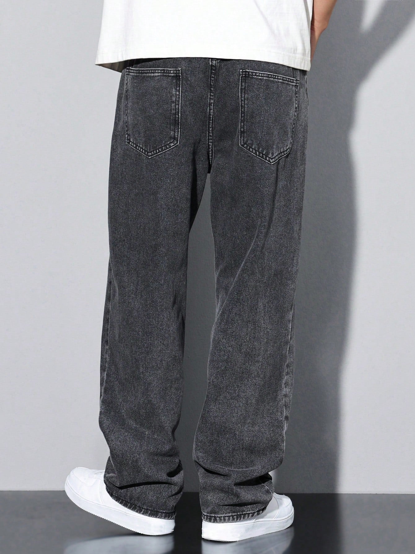 Manfinity Hypemode Men\ Solid Straight Leg Jeans