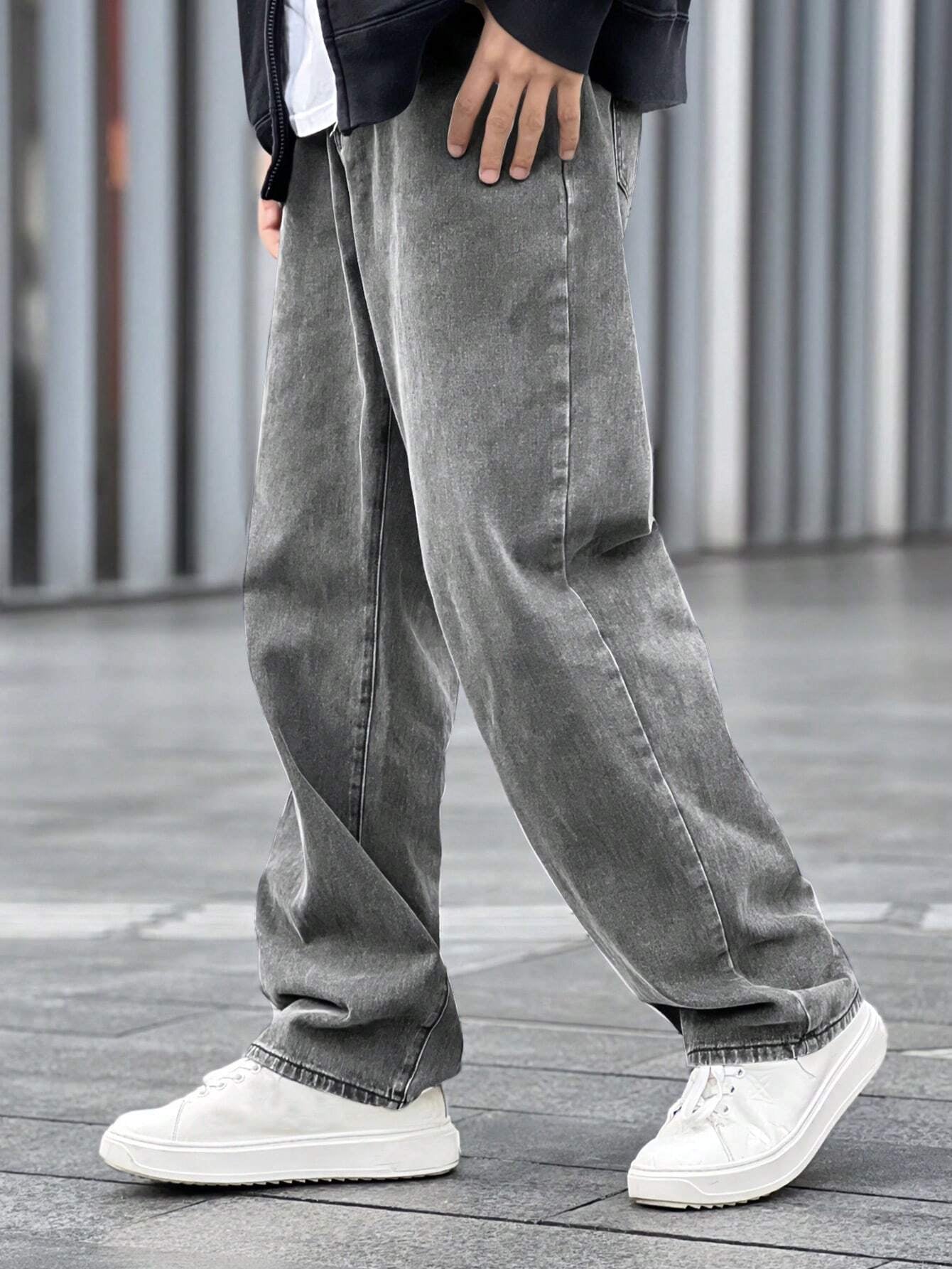 Manfinity Hypemode Men\ Solid Straight Leg Jeans